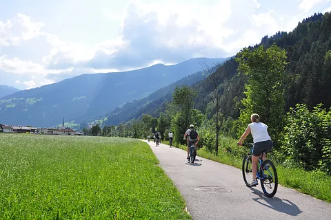 Sommersport und Wintersport Mayrhofen